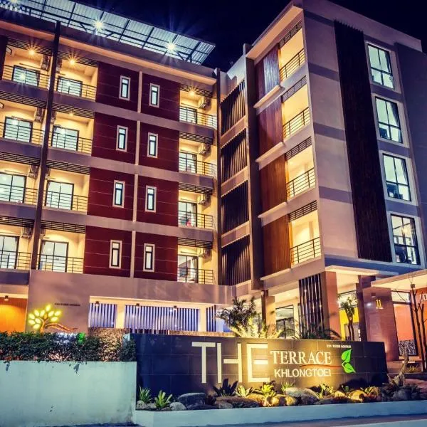 The Terrace Khlongtoei, hotel i Hat Yai
