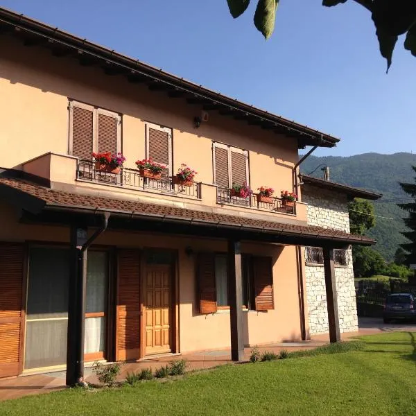 Casa Simone, hotell sihtkohas Colico