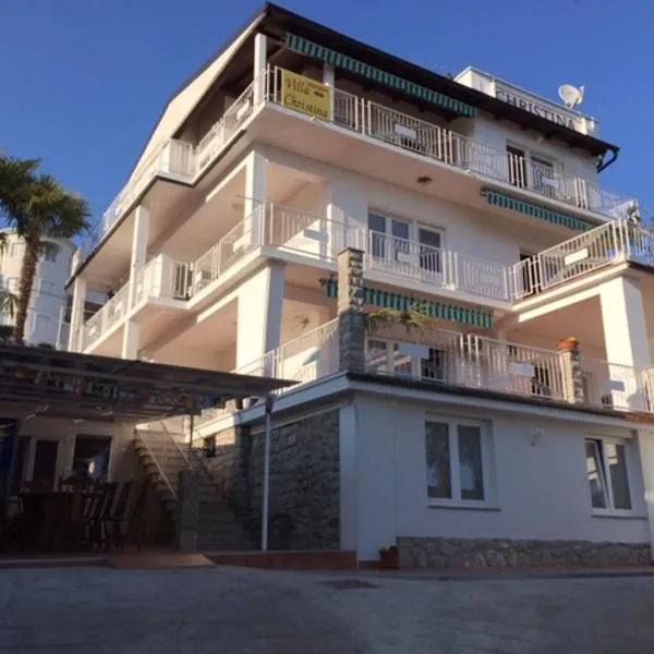 Apartmani Villa Christina, hotelli kohteessa Ičići