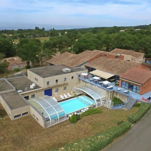 VVF Le Pays Cathare Carcassonne, hotel u gradu 'Saissac'
