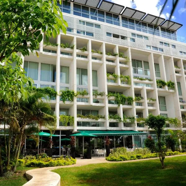 Mesón de la Luna Hotel & Spa, hotel v destinaci Mérida