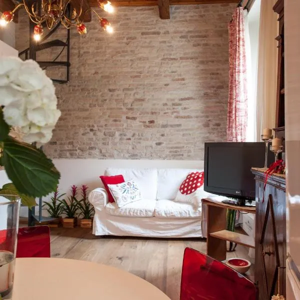 Borgo dei Salinari Apartments, hotel v destinaci Cervia