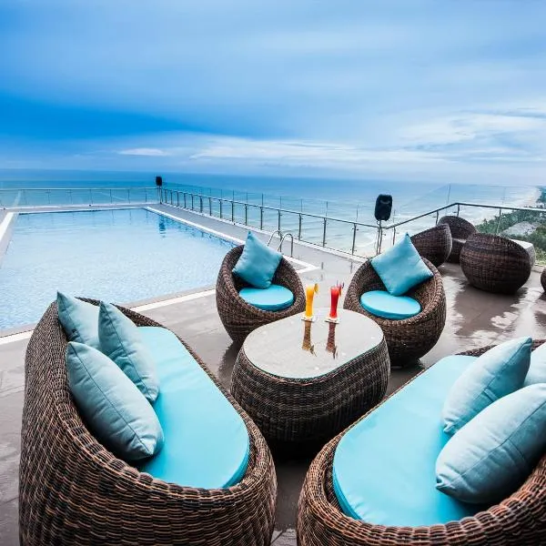 Yarra Ocean Suites Danang, hotel in Cau Ha