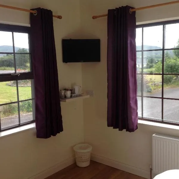 Auntie B's, отель в городе Ардара