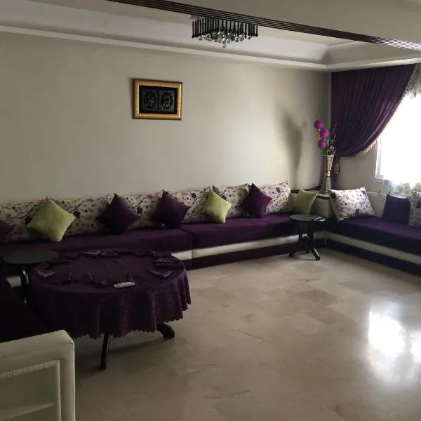 Appartement De Luxe A Wilaya De Tetouan, hotel in Tetouan