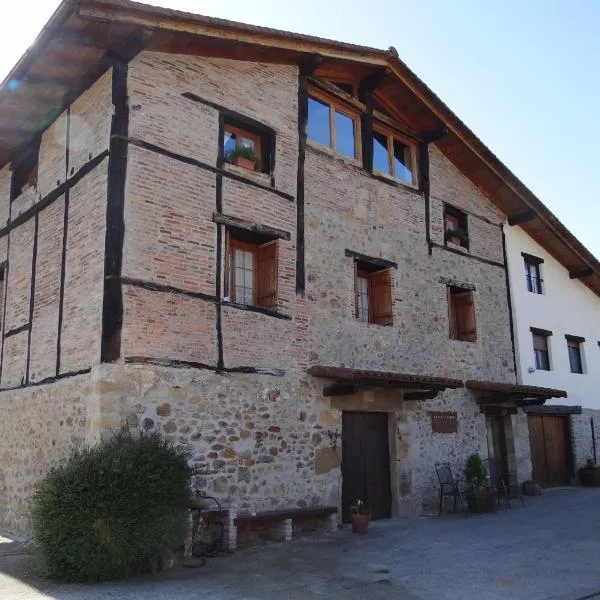 Agroturismo Ondarre, hotel in Segura