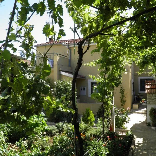 Apartman Mia Biograd, hotel di Biograd na Moru