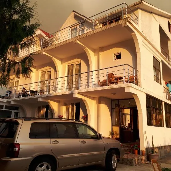 Rezo's House, hotel v destinaci Kvariati