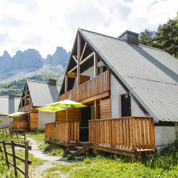 Les chalets de Pré Clos en Vercors, готель у місті Les Chabottes