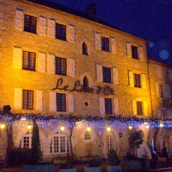 Logis Hôtels - Hôtel et Restaurant Le Lion d'Or – hotel w mieście Gramat