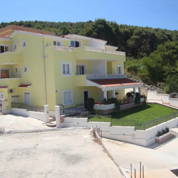 Vila Ana Mirela, hotel in Slatine