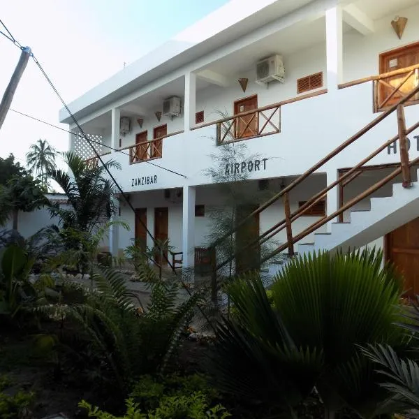 27 Cafe Zanzibar Airport Hotel, hotel in Grave Island