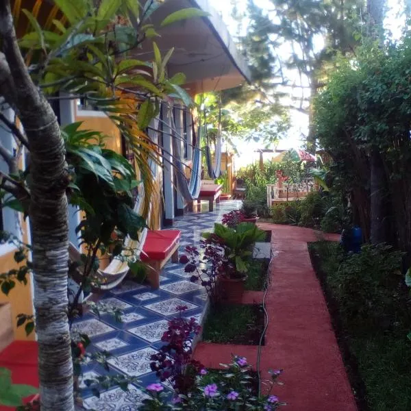 Hotel y Restaurante Playa Linda: Santiago Atitlán'da bir otel