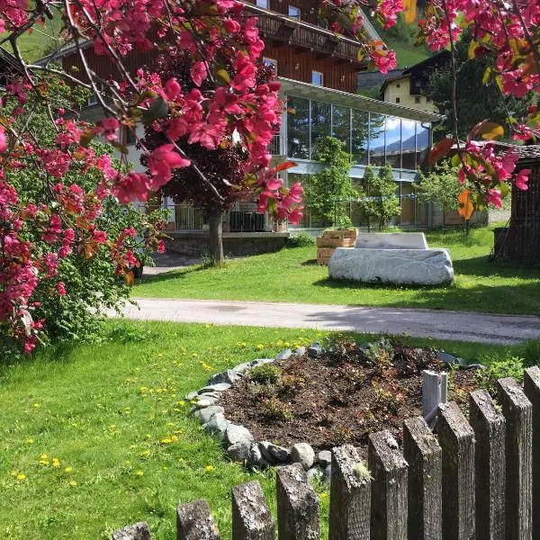 Landhaus Alpenrose - Feriendomizile Pichler, hotel v destinaci Heiligenblut