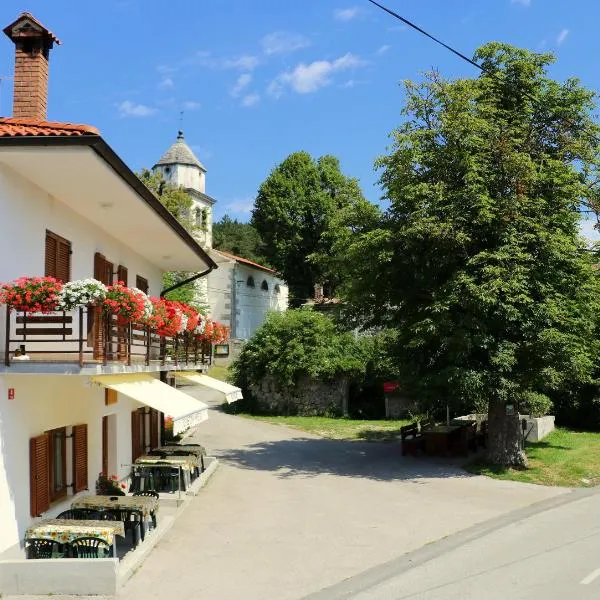 Tourist Farm Pri Cepčovih, hotelli kohteessa Golac