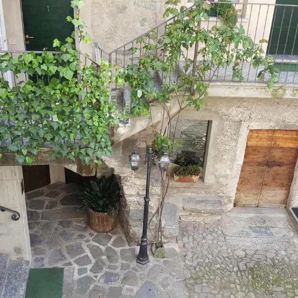 Trattoria Traversi, hotel v destinaci Berbenno di Valtellina
