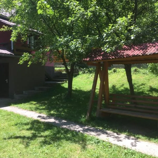 Cabana Felyviss, hotel in Gîrda de Sus