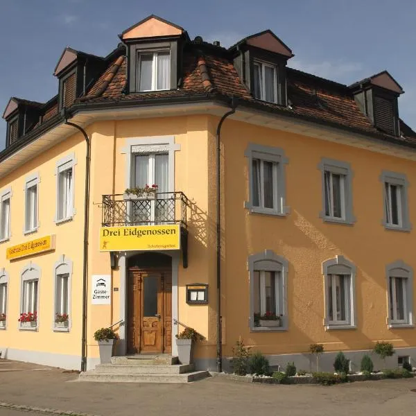 Gasthaus drei Eidgenossen، فندق في Bischofszell