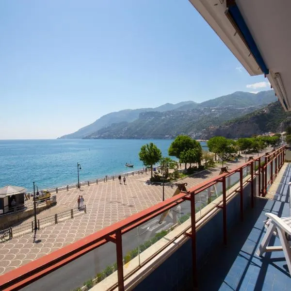 Angelina Apartments Amalfi Coast, hotel Maioriban