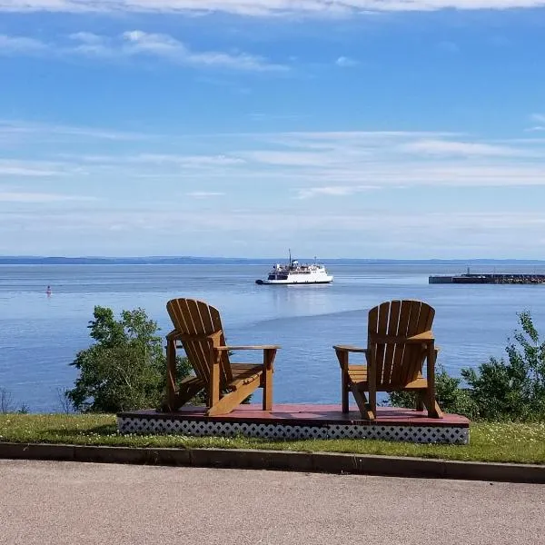 Motel et Chalets Bo-Fleuve Evangeline, hotell i Saint-Siméon