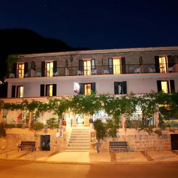 Hôtel Le Bon Accueil, hotel i Marignana