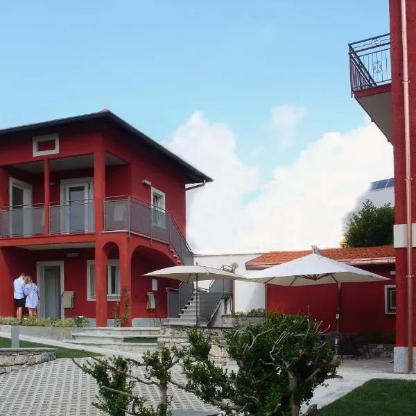 Corte di Pellio, hotel Pellio Superioréban