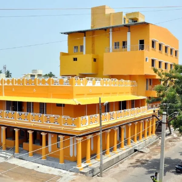 Hotel Anandhiram Heritage, hotel en Thirunallar