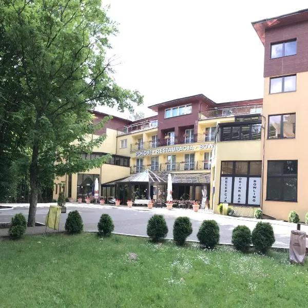 Okulski Grand Rozewie, готель у місті Ястшембя-Гура