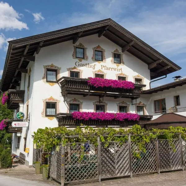 Landgasthof Pfarrwirt, hotelli kohteessa Thiersee