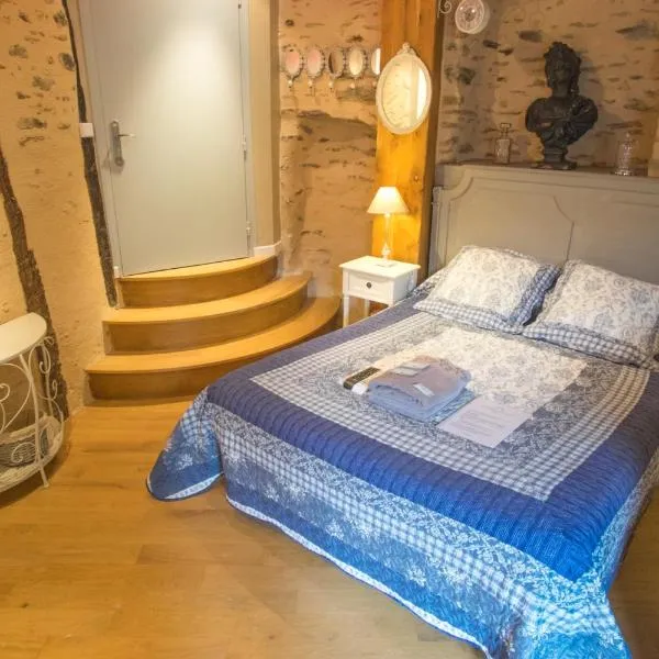 Le Compostelle de Conques, מלון בConques-en-Rouergue