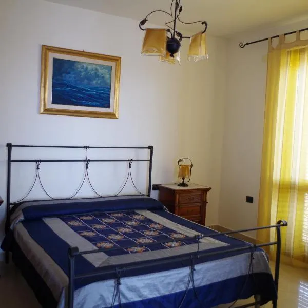 B&B La Pineta, hotel in SantʼAntìoco