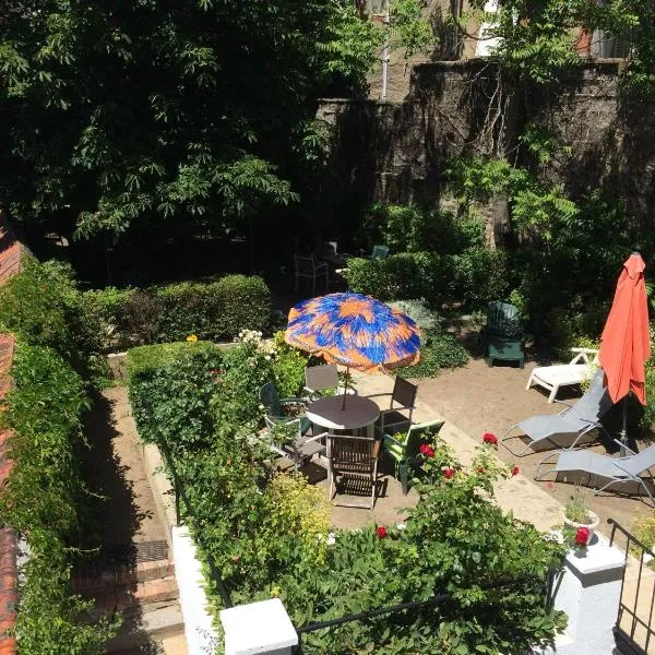 Aquanerius Résidence, hotel em Néris-les-Bains