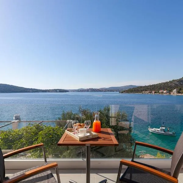 Apartments Sunset – hotel w mieście Ražanj