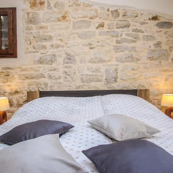 Apartman Ajhner, hotel v destinácii Tar
