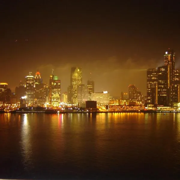 Holiday Inn Express Windsor Waterfront by IHG, hotel en Windsor