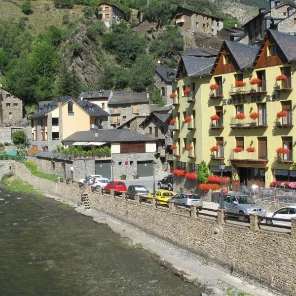 Hotel De Rei, hotel en Ribera de Cardós