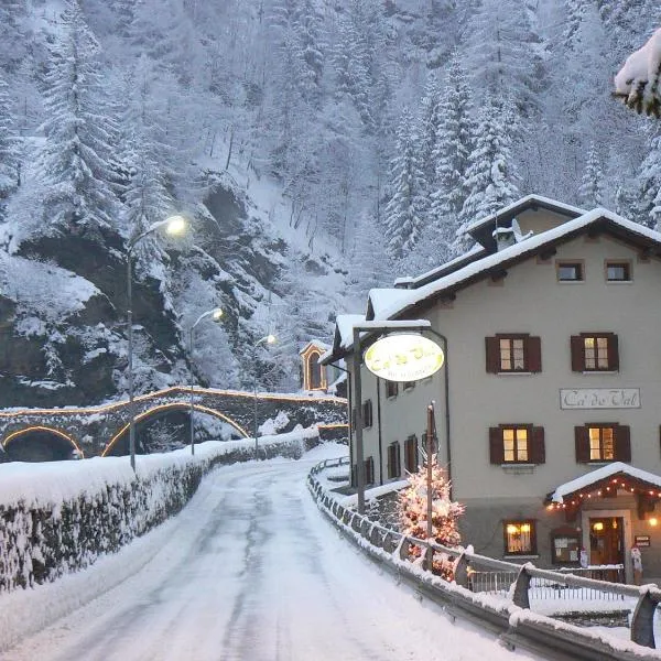 Casa Vacanze Ca' De Val, hotel u gradu Kampodolčino