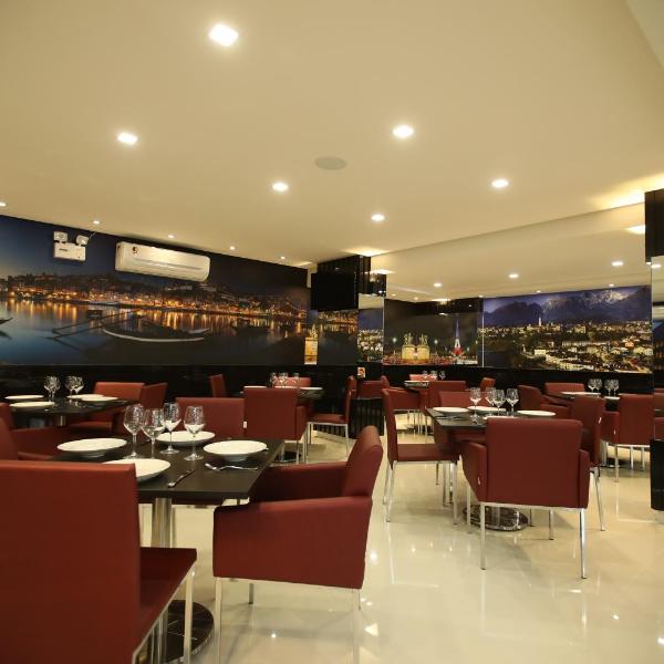 Holiday & Business Hotel - Em frente ao Centro de Eventos e Arena Conda - Foto 4