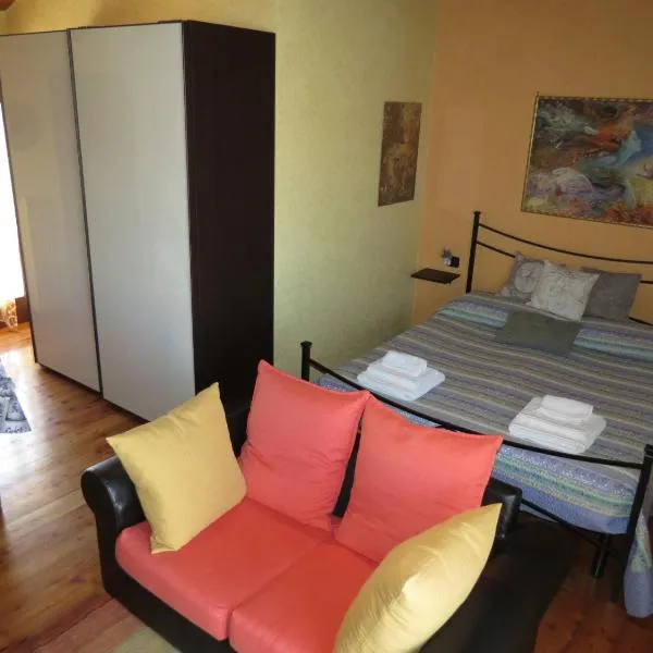 Casa Madonnina, hotel v destinaci Dossobuono