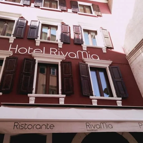 Hotel RivaMia, ξενοδοχείο σε Enguiso