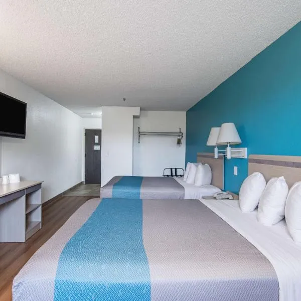Motel 6-Lawrence, KS, hotel in Lawrence