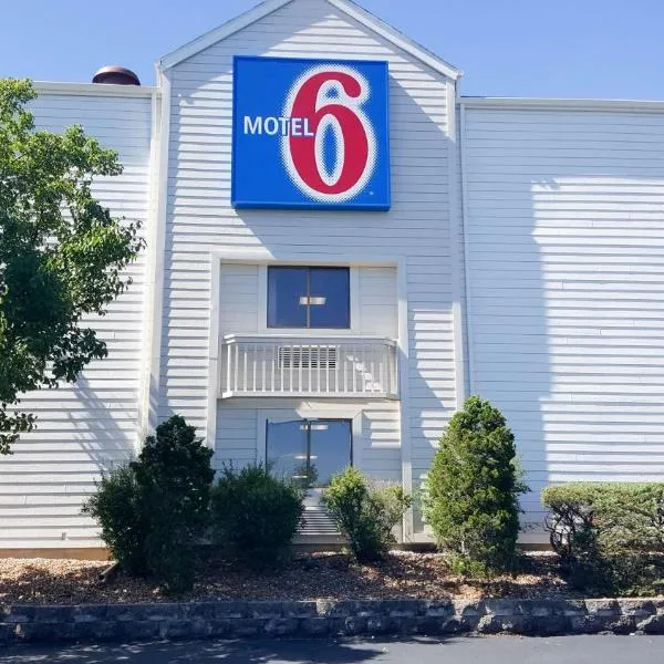 Motel 6-Maryland Heights, MO، فندق في ميريلاند هايتس