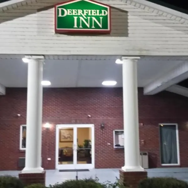 Deer Field Inn, hotel di Osceola