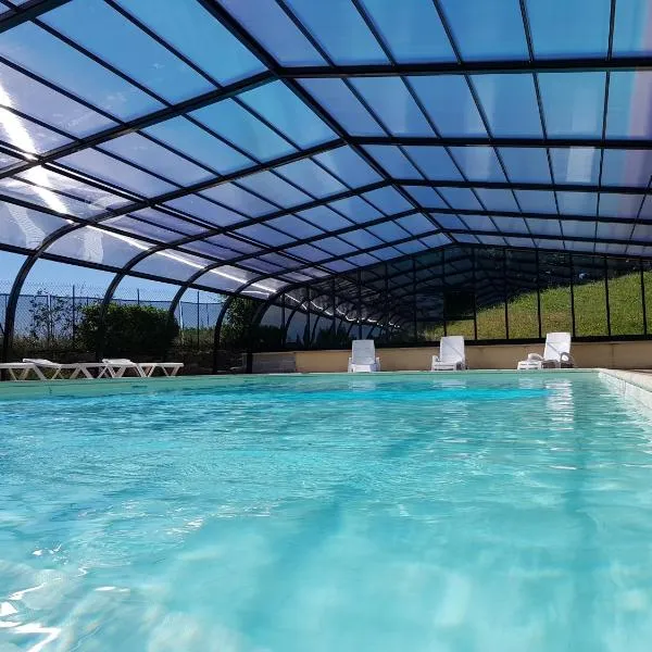 Camping La Grappe Fleurie, hotel v destinaci Fleurie