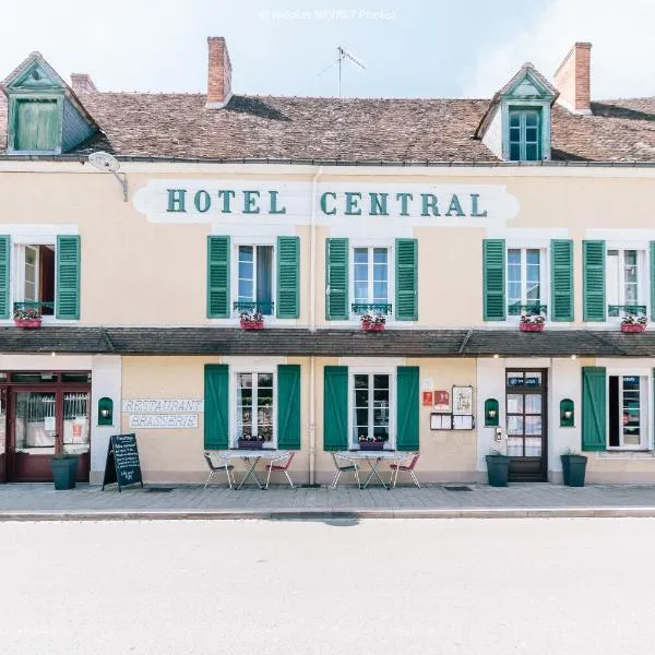 Hotel Le Central, hotel in Boussac