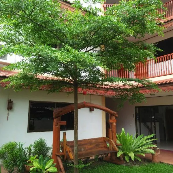 Villa Oranje Chiang Mai, hôtel à Chiang Mai