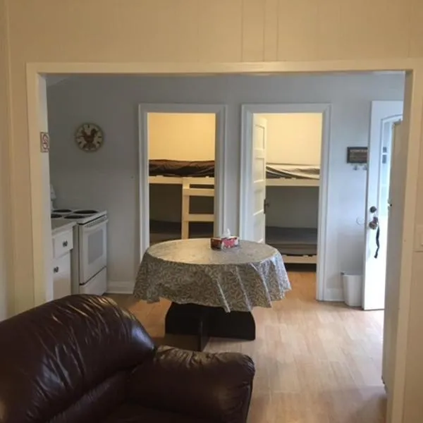 Wasaga Bridge Cottages, hotel in Wasaga Beach