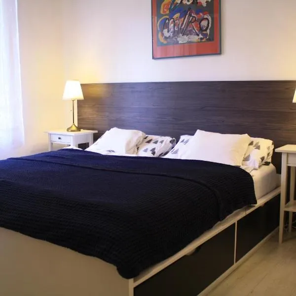 Ó-Újlak Apartman, hotel v Budapešti