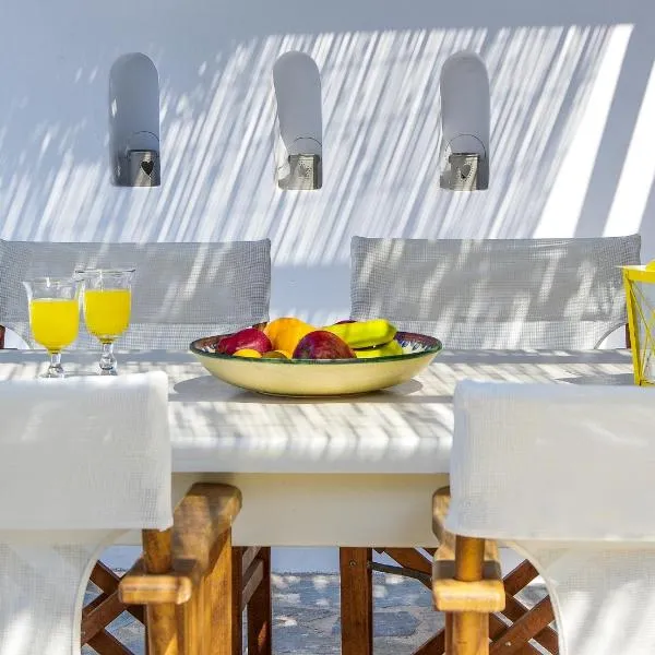 Glarontas, hotel di Galissas