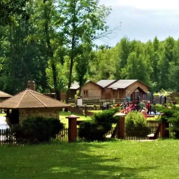 Mazowieckie Sioło Julianówka, hotel v destinaci Julianów